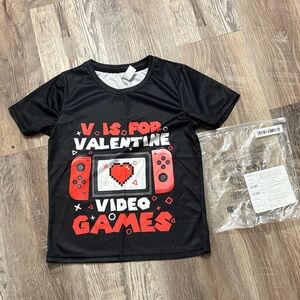 🆕 Black/Red Gaming V-Day shirt